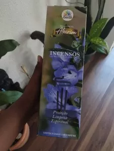 Incenso de Vareta Essência de Alecrim: Purificação, Proteção e Estímulo Mental