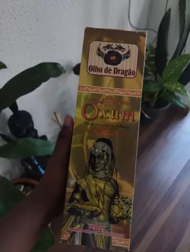 Incenso de Vareta Orixá Oxum: A Doce Proteção da Deusa das Águas