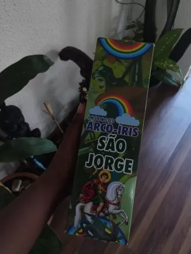 Incenso de Vareta São Jorge: Proteção e Abertura de Caminhos para o Trabalho