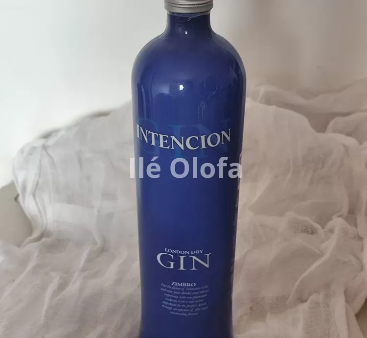 Gim Intencion Seco Garrafa 900mL: Bebida Aromática para Rituais, Intenções e Celebrações