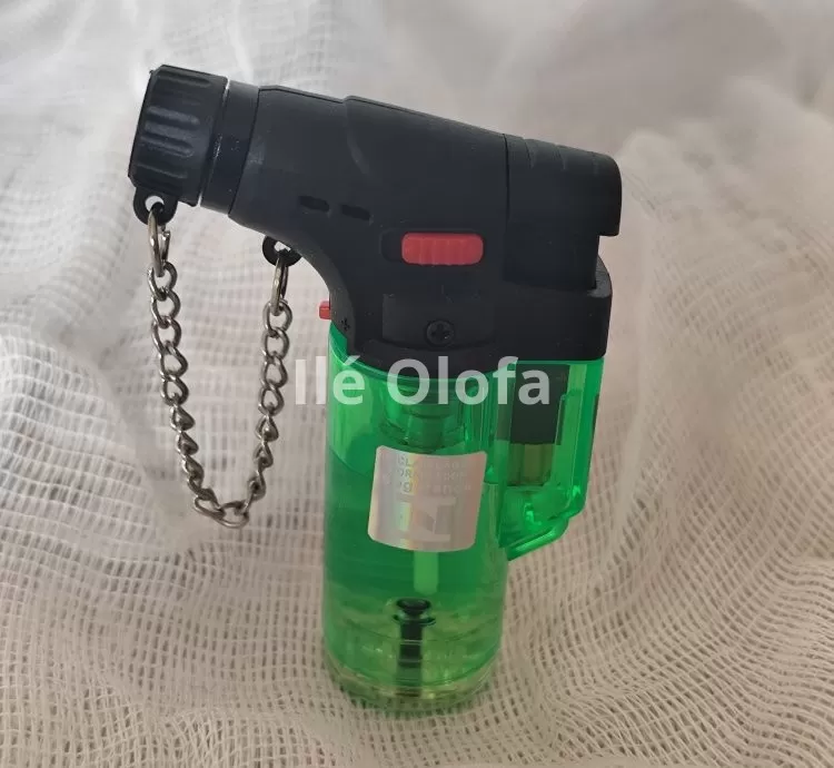 Isqueiro Maçarico Portátil Recarregável: Chama Precisa para Rituais e Uso Diário