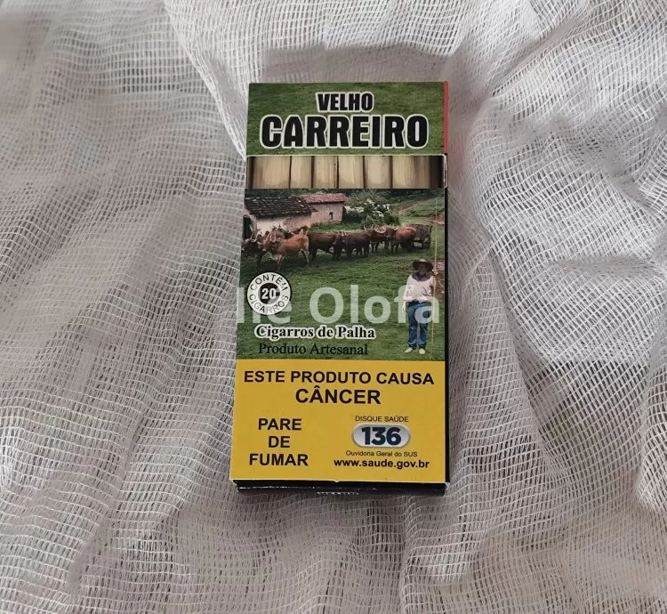 Cigarro de Palha Velho Carreiro Tradicional: Fumaça Ritualística para Conexão e Firmeza