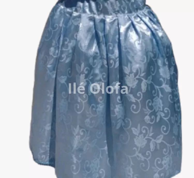 Saia de Jacquard: Elegância Têxtil com Trama Sofisticada