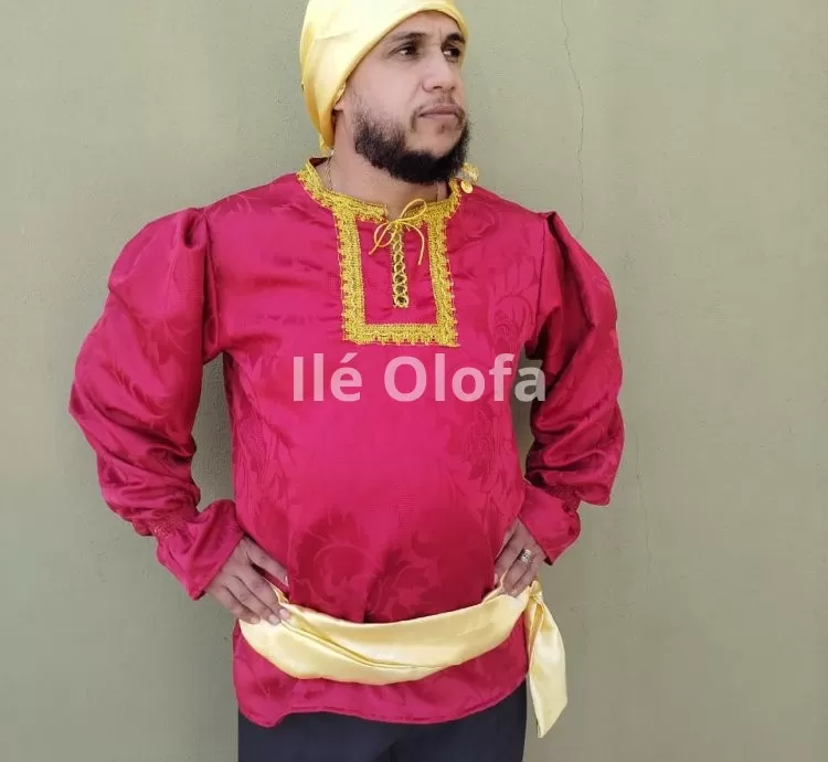 Camisa Cigana: Expressão de Liberdade, Movimento e Tradição