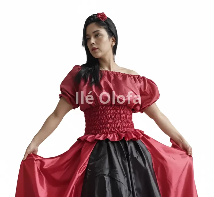 Top Ciganinha: Leveza e Expressão no Vestir Tradicional