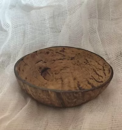 Cumbuca de Coco Natural: Simplicidade Ancestral para Uso Ritual 4