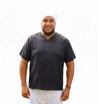 Bata Masculina: Vestimenta Tradicional de Simplicidade e Respeito