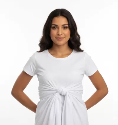 Camisa Torcida: Estilo Tradicional com Textura e Movimento
