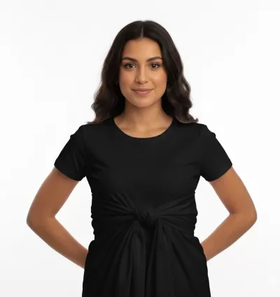 Camisa Torcida: Estilo Tradicional com Textura e Movimento